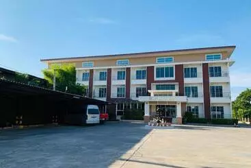 Hotelli นิวธาราเพลส หล่มสัก โรงแรม