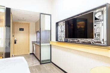 Otel City Comfort Inn Yunfu Xinxing Juncheng Square Second Branch