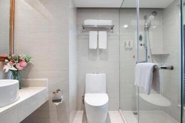 Vienna Hotel Anhui Fuyang Yingshang Yingbin Avenue