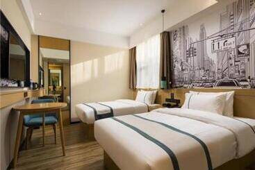 Hotel City Comfort Inn Longquanyi Wanda Plaza