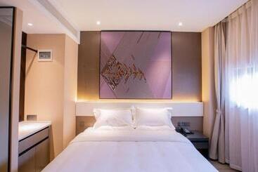 Iu Hotel Suizhou Shunjing Avenue Passenger Transportation Center