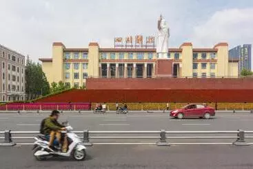 Pai Hotel·chengdu Jinsha Museum Metro Station