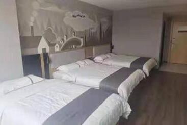 Thank Inn Hotel Guangxi Qinzhou Lingshan Renhe