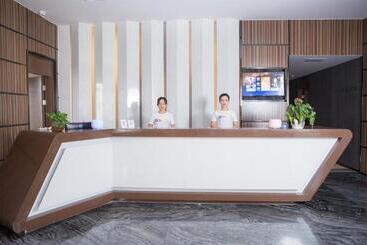 Zmax Hotel·longhushan Xiaoyaocheng