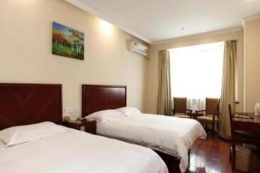 בית מלון כפרי Greentree Inn Yancheng Investment City Business