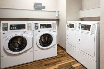 בית מלון כפרי Homewood Suites By Hilton Worcester