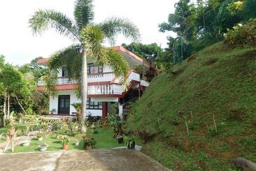 هتل G.a.u. Mechang Lagoon Resort