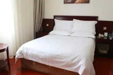 Hotel Greentree Inn Fuyang North Road