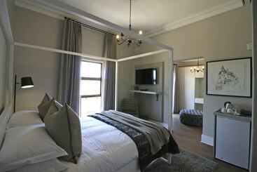 Pension (Hôtel basse catégorie) The Nobleman Boutique