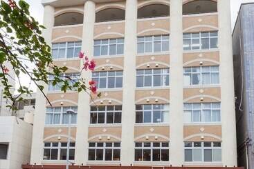 Abest Cube Naha Kokusai Street Cabin Type Hotel All Room With Key