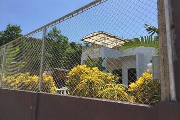 پانسیون Ricardo Valley Inn