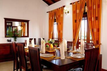 Pansiyon The Kandyan Villa
