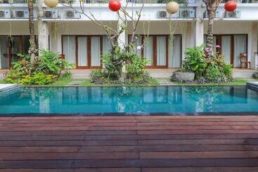 ホテル Diuma Residence Yoga Meditation Retreat And Healing Center