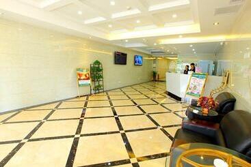 בית מלון כפרי Greentree Inn Science And Technology University Youth Square