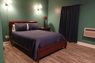 Hotel Natchez Manor Bed & Breakfast