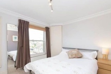 Kensington Olympia Apartments