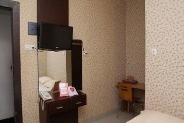 Hotell Nida Rooms Muara 16 Polonia