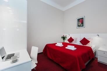 アパートホテル Rembrandt Apart