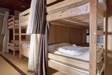 Hostel Osaka Guest House Sakura