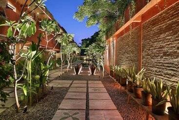 酒店 Pinkcoco Gili Trawangan   Constant Surprises   For Cool Adults Only