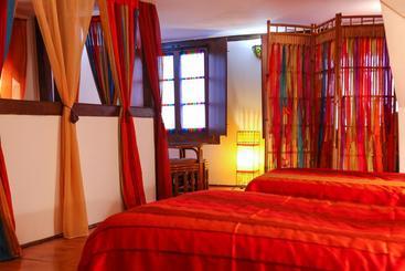 Alushbuna Residence & Hostel