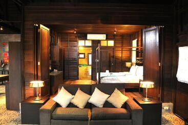 Hotelli Baansuanramita Resort