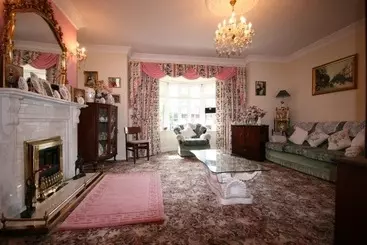 Maple House B&b