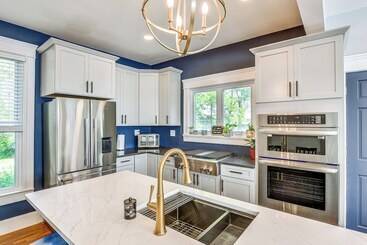 Сельский дом Pet Friendly Lancaster Home 13 Mi To Dtwn Buffalo