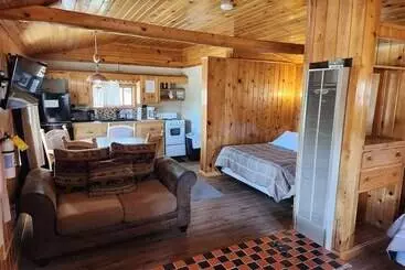 Mökkimajoitus Winmar Cabins