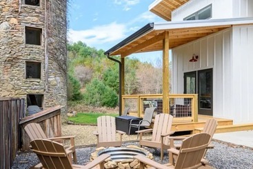 Mökkimajoitus Idyllic Mountain By Avantstay Outdoor Living