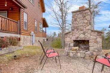 Mökkimajoitus Morven By Avantstay Secluded W/ Mountain Views!