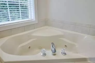 コテージ The Nest At Pinecrest By Avantstay Hot Tub, Spacious Deck, Game Room, Fire Pit