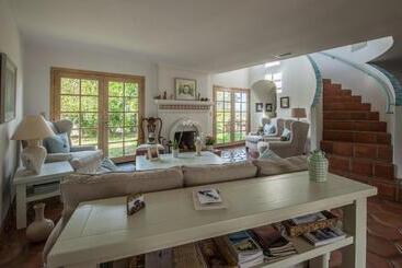 تختخواب و صبحانه Kate Stanton Inn