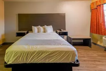 Hotel Regency Inn & Suites