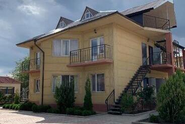 پانسیون айдана