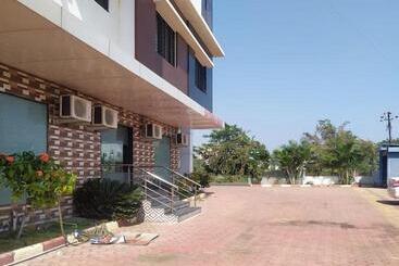 Zip By Spree Hotels Shirdi