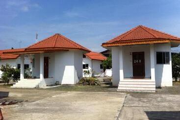 Chumphon Park Resort