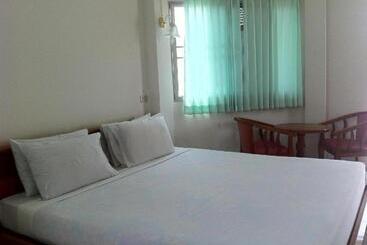 Chumphon Park Resort