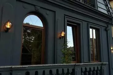 هتل Fole Guest House