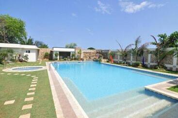 هتل West Loch Park