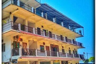 Hotel Vintage Residency