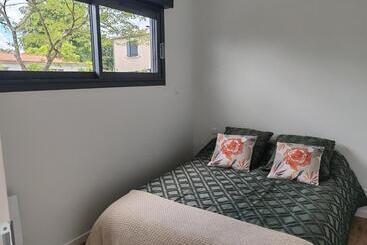 بنسيون Studio Proche Aéroport De Nantes Atlantique