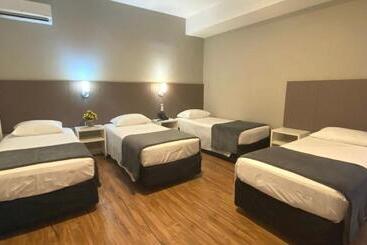 Rede Brasil De Hotelaria E Locação De Locação De Veículos Ltda