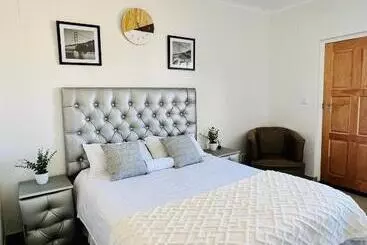 پانسیون Private Haven