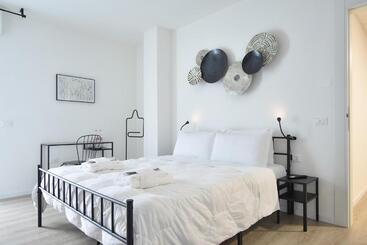 Pensió Welc ōm Padova Panta Rei Rooms