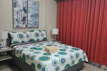 מלון דירות Condotel Near Airport Pasay City