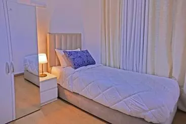 هتل La Casa Blanca