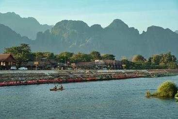 Vangvieng Downtown Hotel 1
