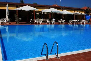 מלון דירות Residence Flora