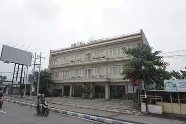 Cahaya 3 Hotel Near Juanda Airport